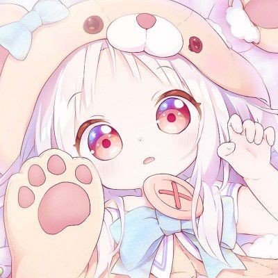 高铁上孩童吵闹大学生怒吼瞬间安静